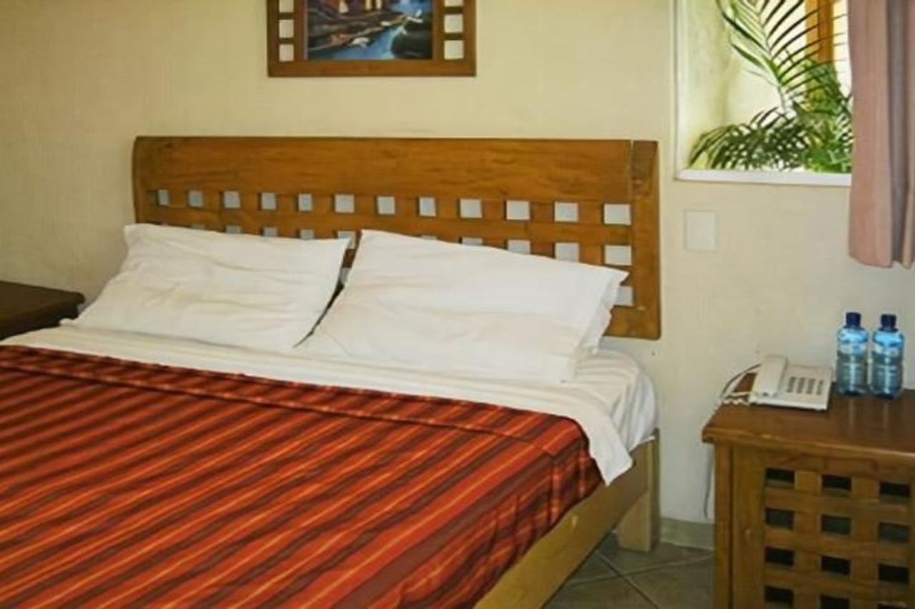 Hotel Real Santa Maria Cuernavaca Kültér fotó